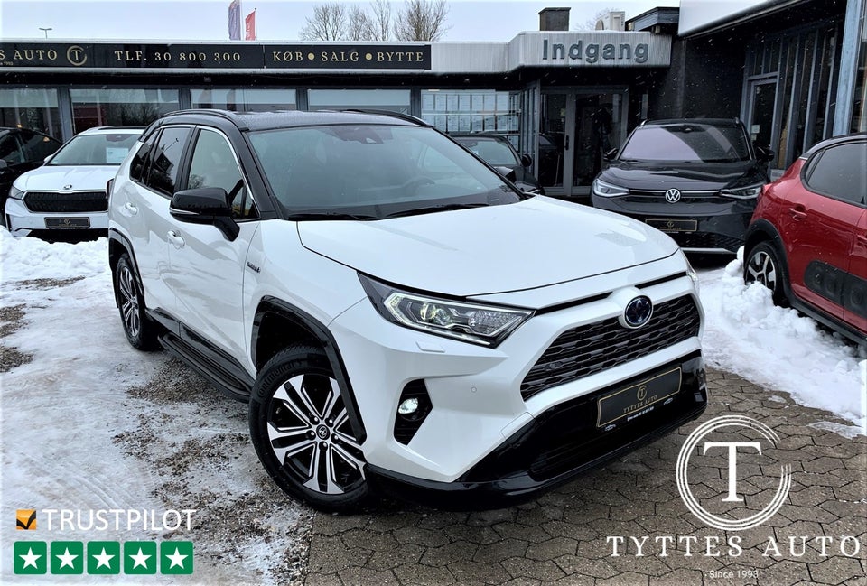 Toyota RAV4 2,5 Hybrid H3 Business MDS 5d