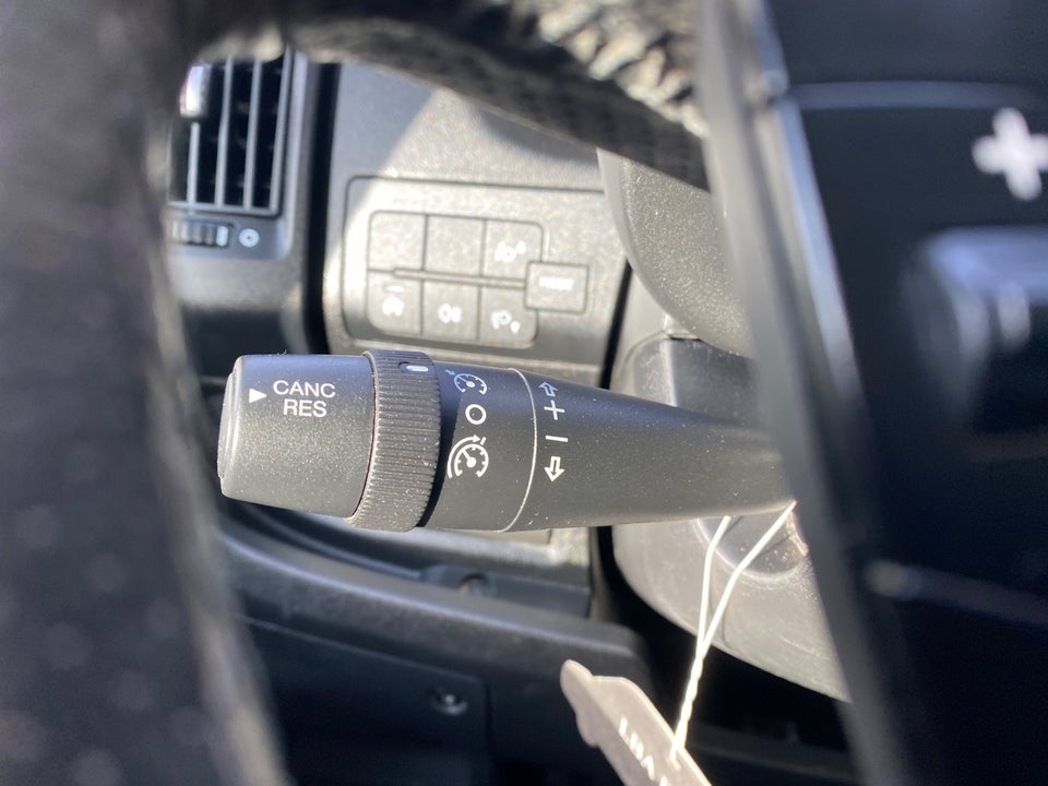 Peugeot Boxer 330 2,2 BlueHDi 140 L2H1 Premium