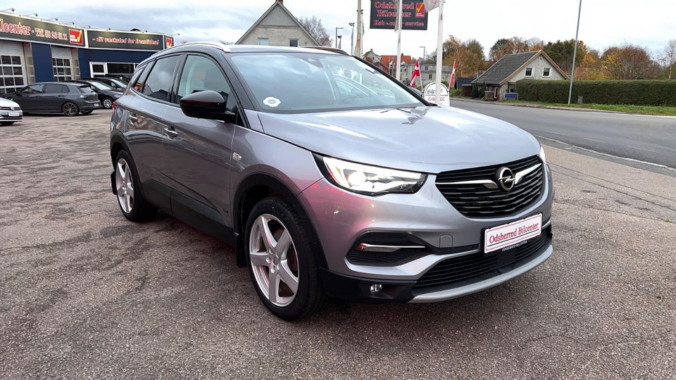 Opel Grandland X 1,6 Hybrid Ultimate aut. 5d