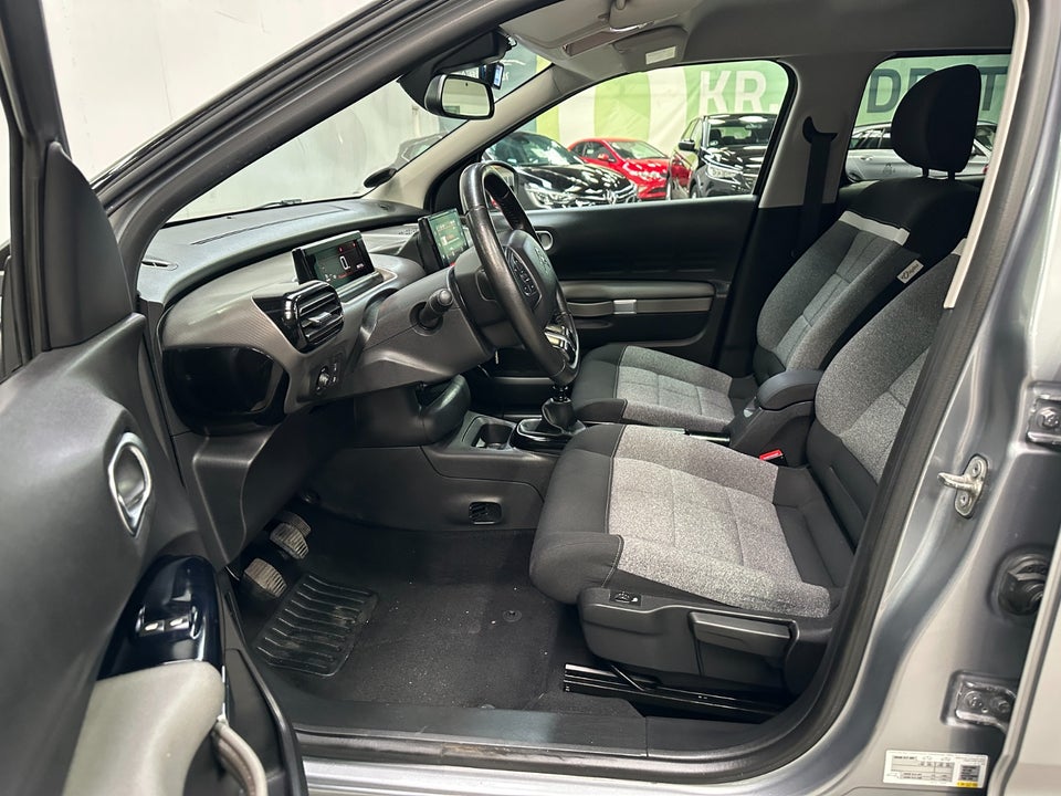 Citroën C4 Cactus 1,5 BlueHDi 100 Iconic 5d