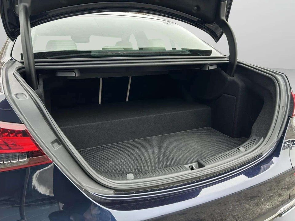 Mercedes E300 e 2,0 Avantgarde aut. 4d