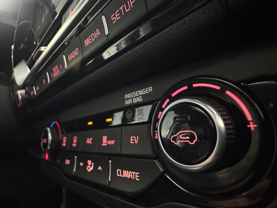 Kia e-Niro 64 Advance 5d