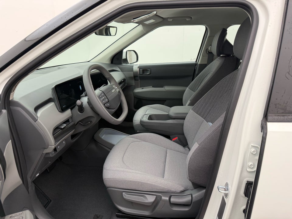 Kia EV3 58 Standard Range Access 5d