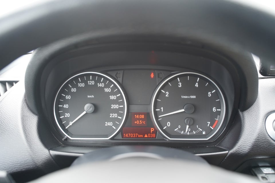 BMW 118i 2,0 aut. 3d