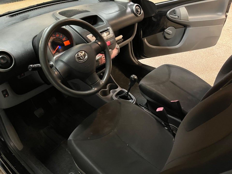 Toyota Aygo 1,0 Black 3d