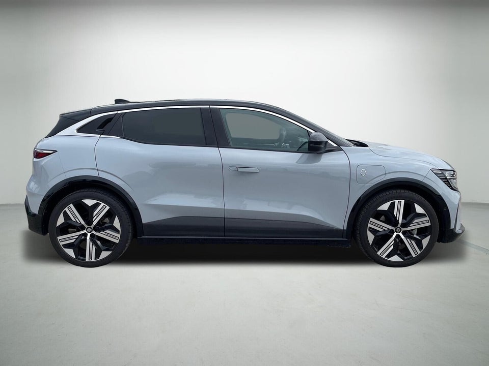 Renault Megane E-Tech 60 Iconic 5d