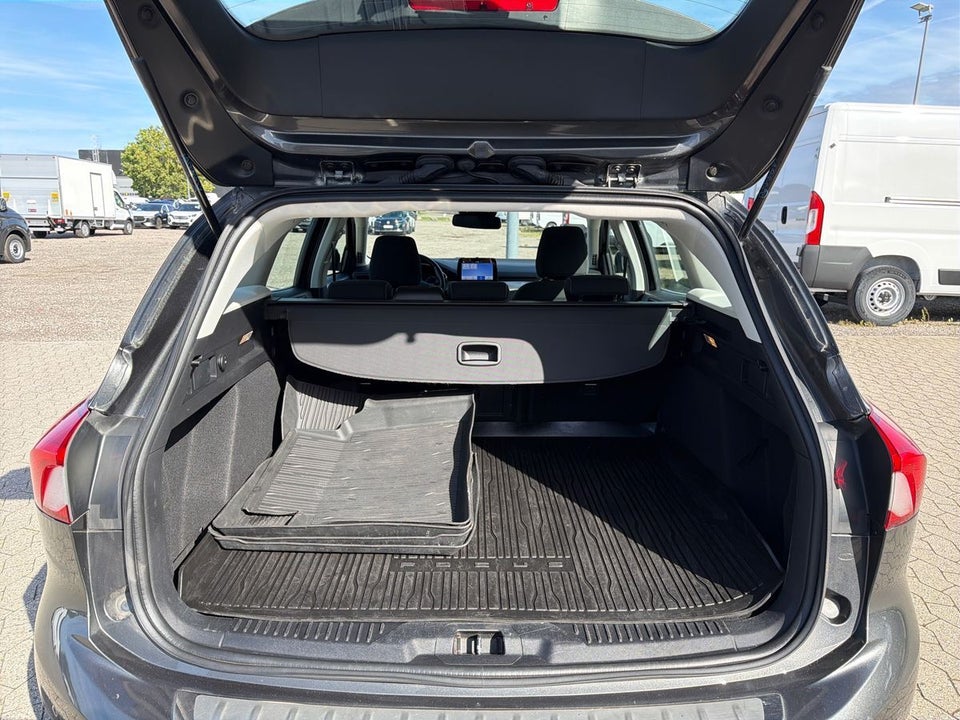 Ford Focus 1,0 EcoBoost Titanium stc. 5d