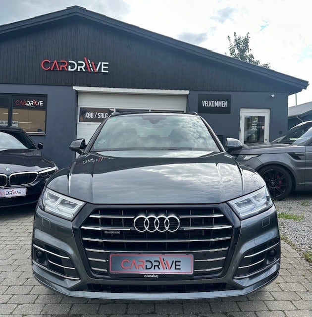 Audi Q5 55 TFSi e S-line quattro S-tr. 5d