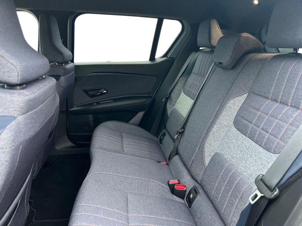 Renault 4 E-Tech 52 Techno 5d