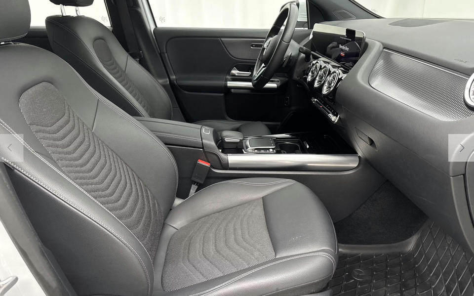 Mercedes EQA250 Progressive 5d