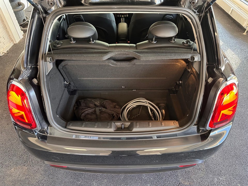 MINI Cooper SE Maximise 3d