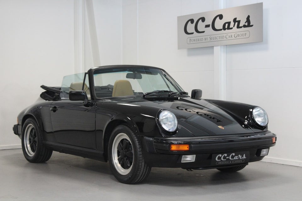 Porsche 911 3,2 Carrera Cabriolet 2d