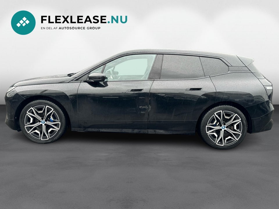 BMW iX xDrive40 Fully Charged Sport 5d