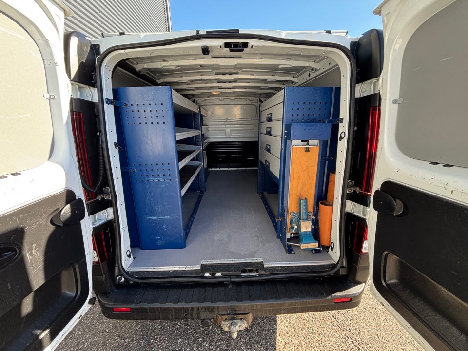 Renault Trafic T29 2,0 dCi 170 L2H1 EDC