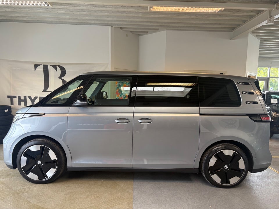 VW ID. Buzz 77 Pro SWB 5d