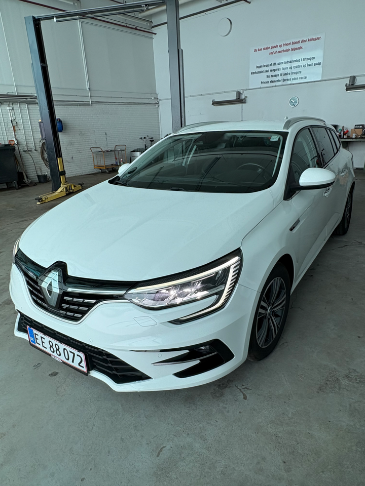 Renault Megane IV 1,6 E-Tech Intens Sport Tourer 5d