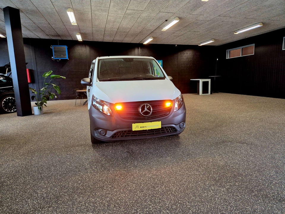 Mercedes Vito 114 2,0 CDi Kassevogn aut. K RWD