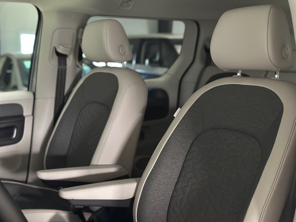 VW ID.Buzz 79 Style+ SWB 5d