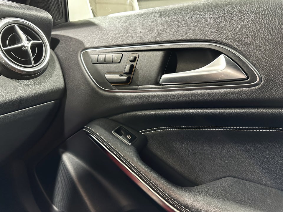 Mercedes GLA250 2,0 aut. 4Matic Van 5d