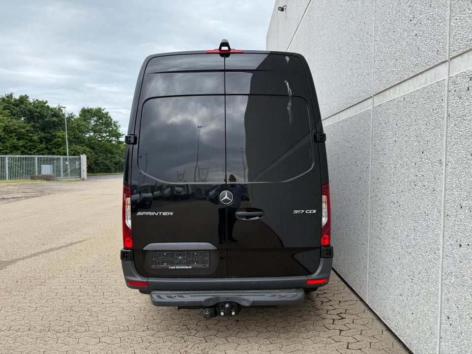 Mercedes Sprinter 317 2,0 CDi A2 Kassevogn SELECT RWD
