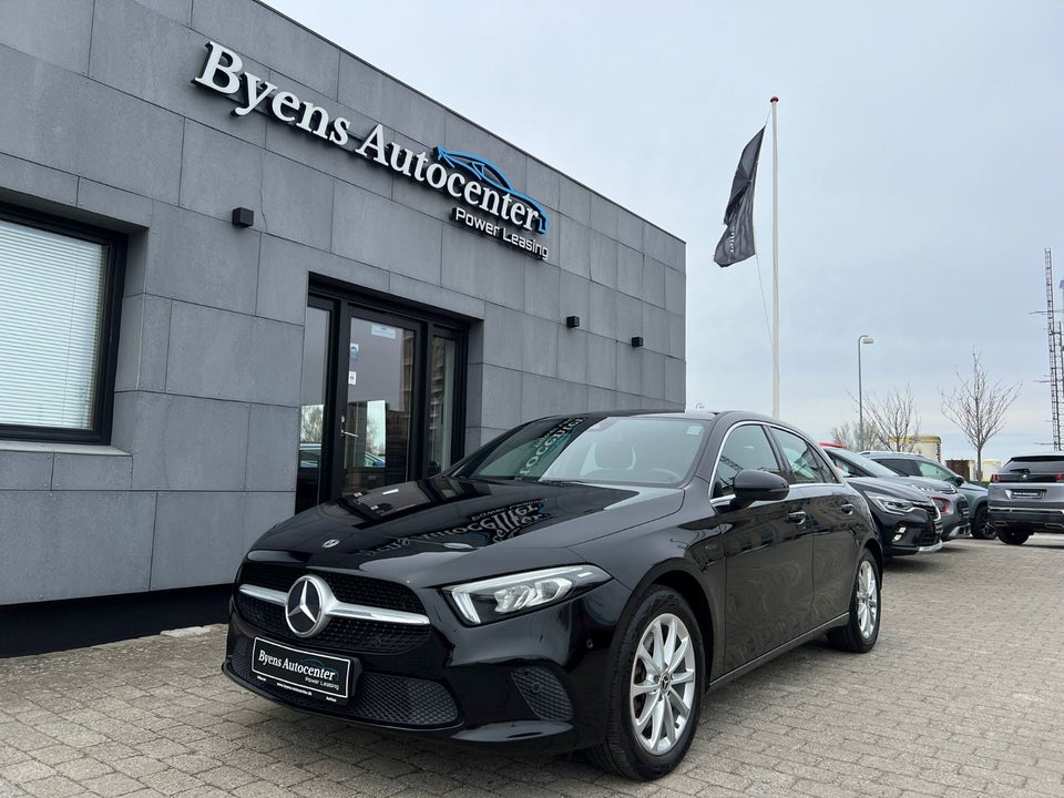 Mercedes A250 e 1,3 Progressive aut. 4d