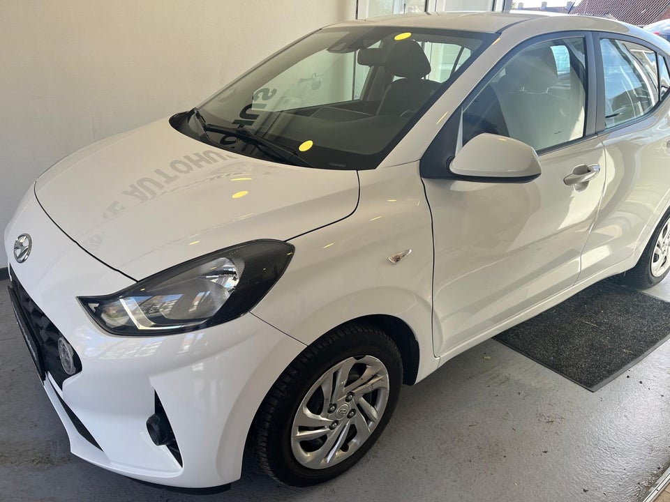 Hyundai i10 1,0 MPi Essential AMT 5d