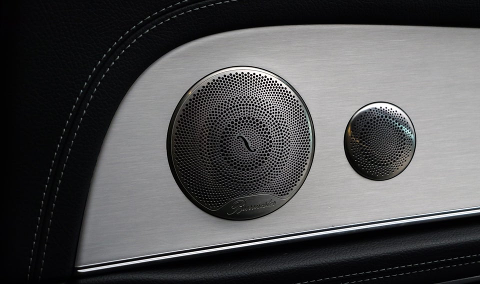 Mercedes E300 de 2,0 AMG Line stc. aut. 5d