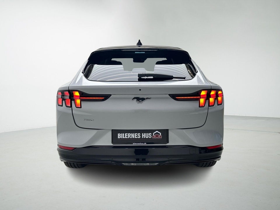 Ford Mustang Mach-E 91 Premium Extended Range AWD 5d
