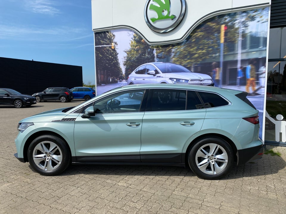 Skoda Enyaq 60 iV Plus 5d