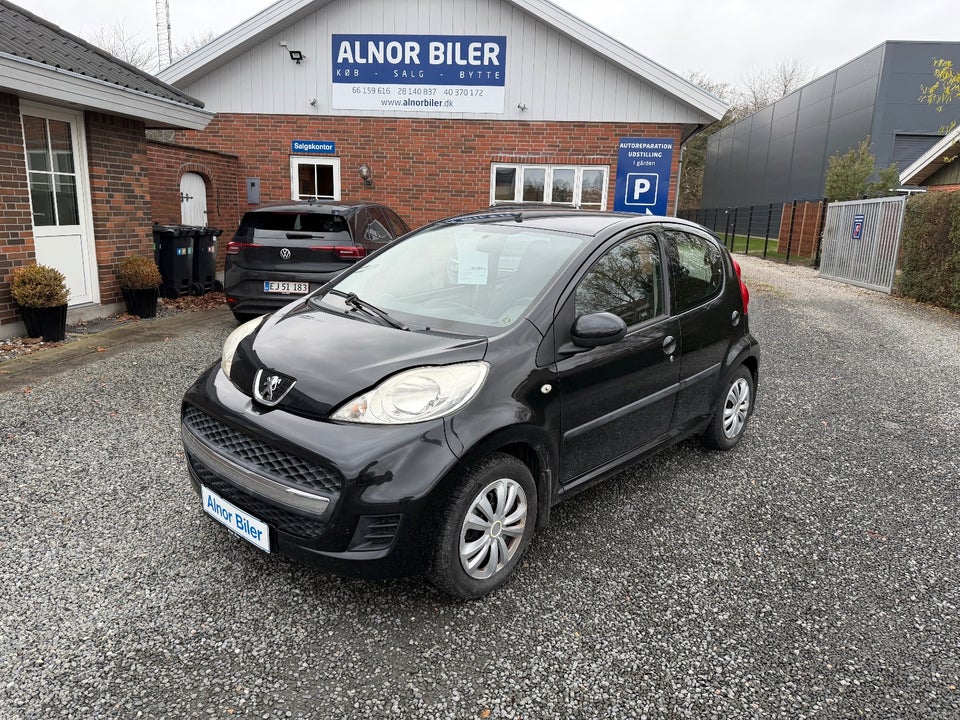 Peugeot 107 1,0 Active 5d