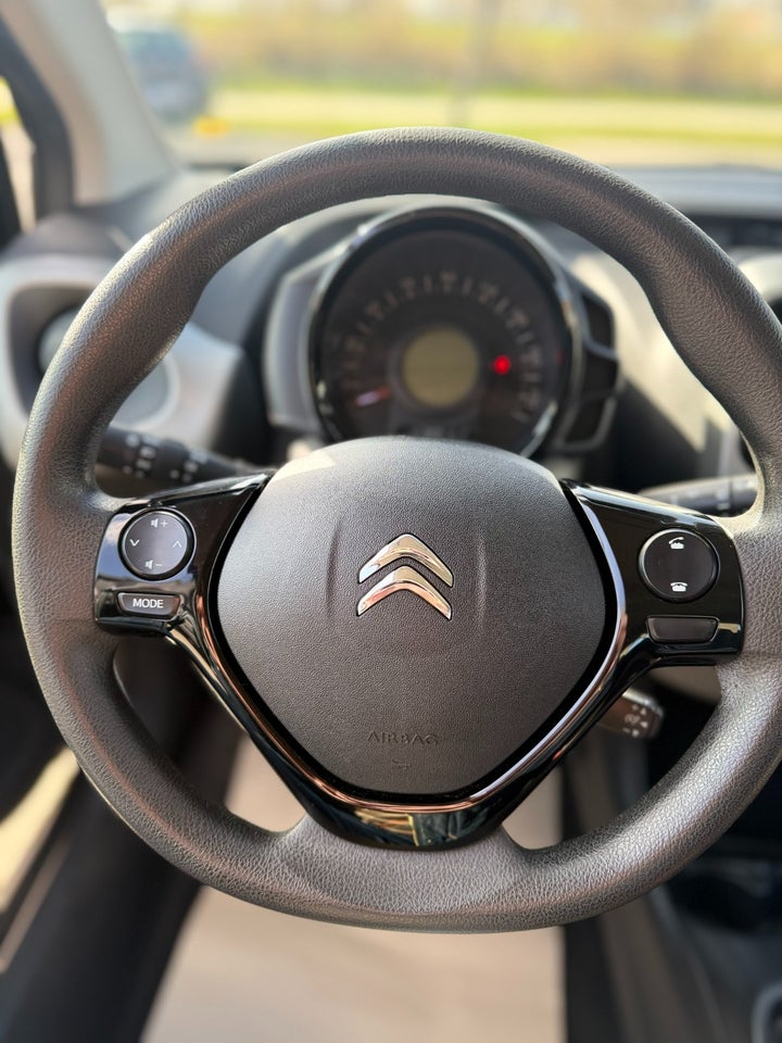 Citroën C1 1,2 PureTech Feel 5d