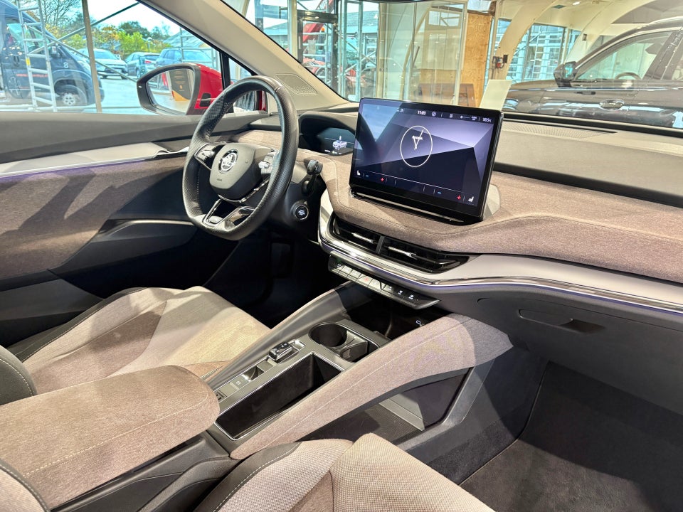 Skoda Enyaq 80 iV Design Selection 5d