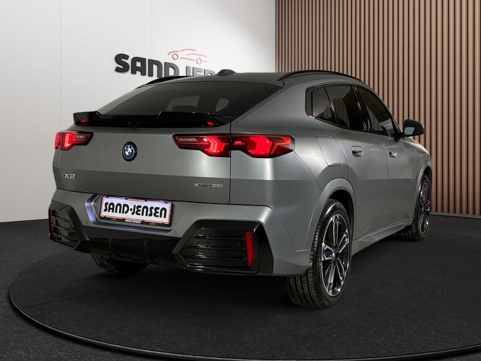 BMW iX2 xDrive30 Fully Charged 5d