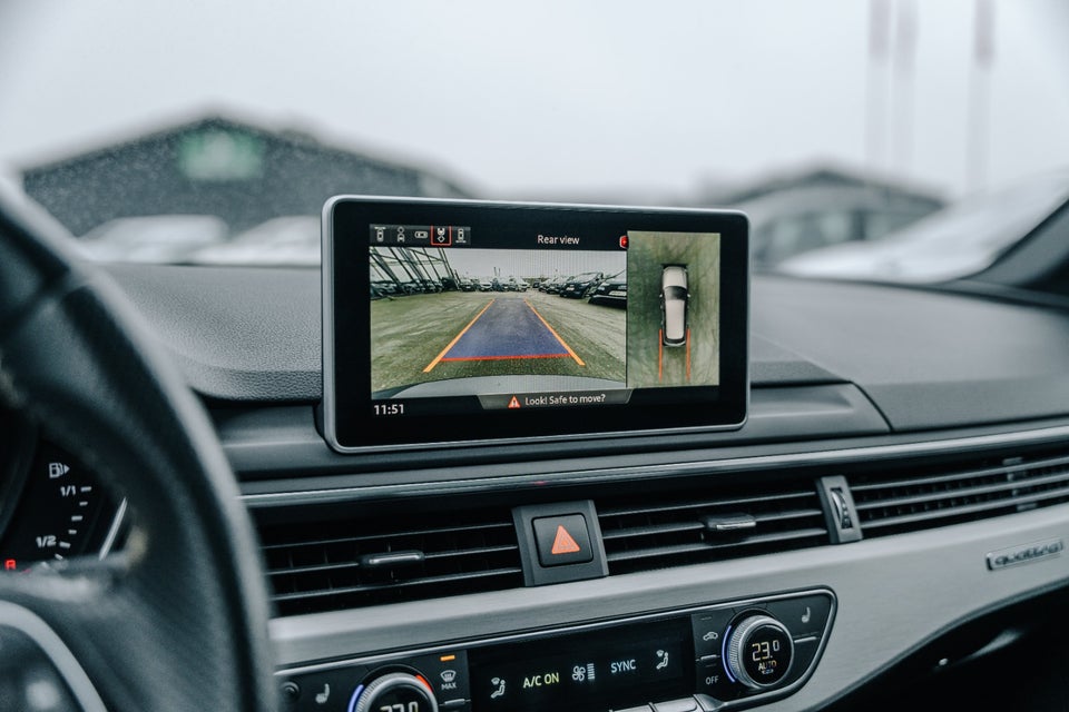 Audi A4 3,0 TDi 272 S-line Avant quattro Tiptr. 5d