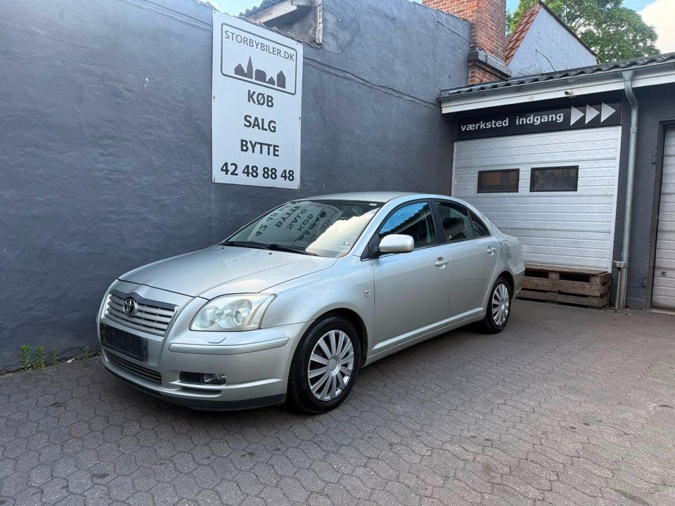 Toyota Avensis 2,0 Sol 5d