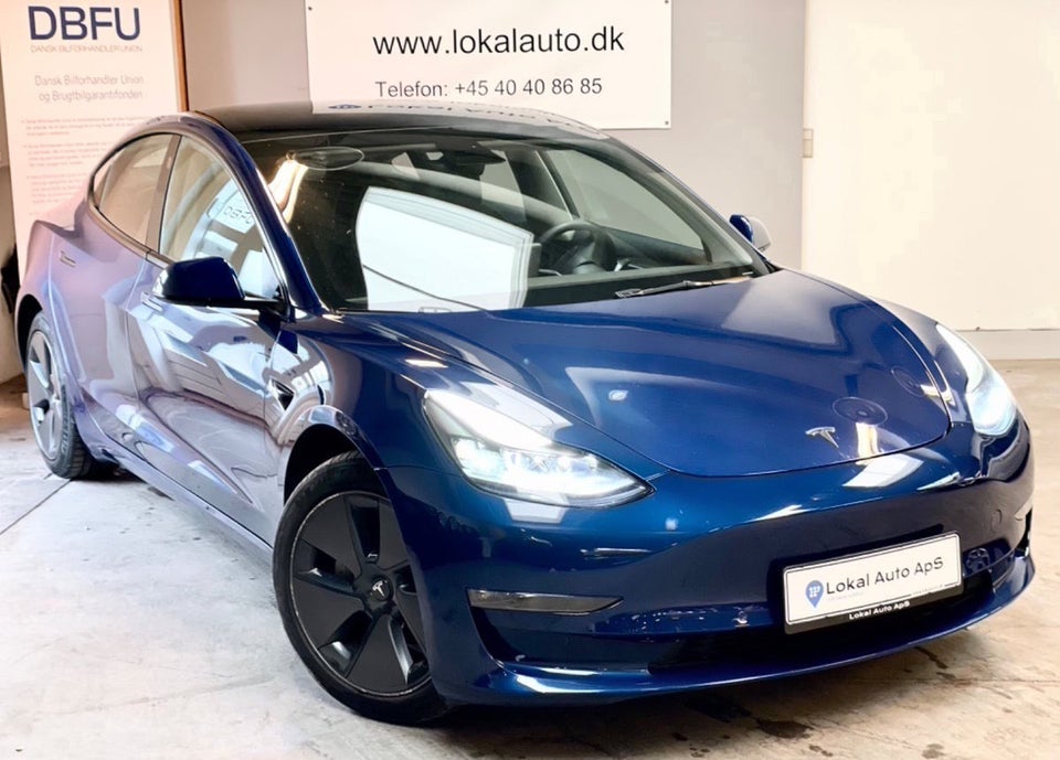 Tesla Model 3 Long Range AWD 4d