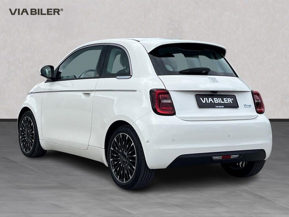 Fiat 500e 42 la Prima by Bocelli 3d