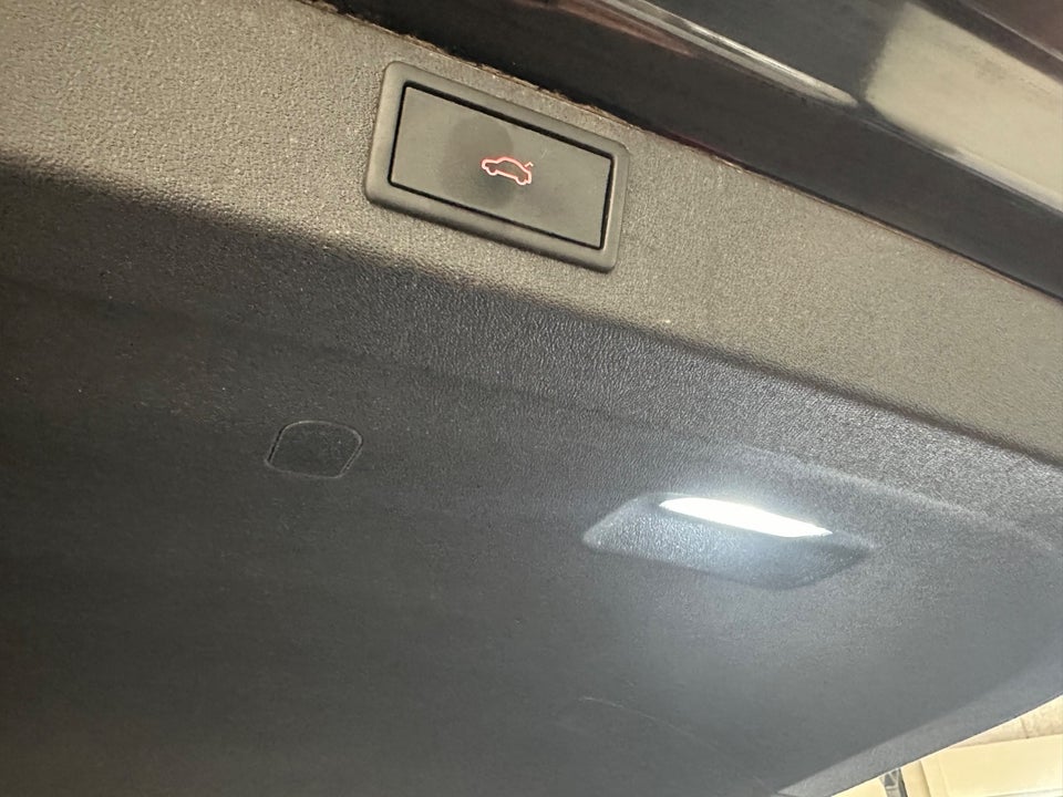 Skoda Enyaq 80x iV ecoSuite 5d