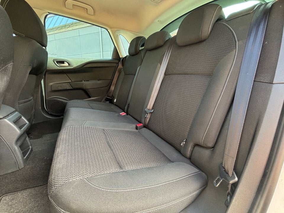 Citroën C4 1,2 PureTech 130 Feel 5d