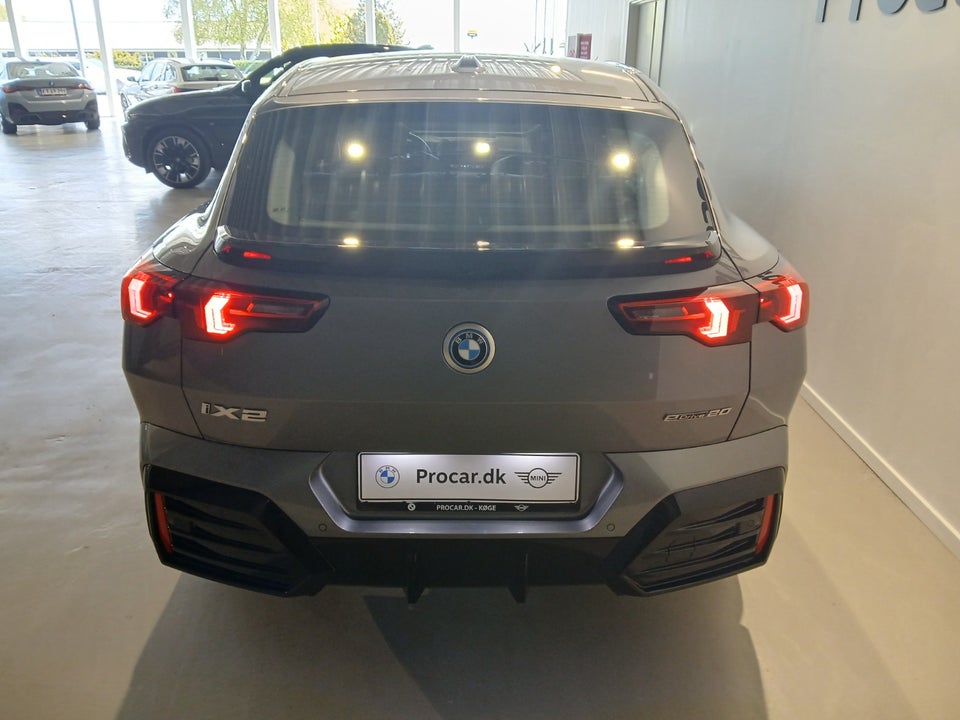 BMW iX2 eDrive20 M-Sport 5d