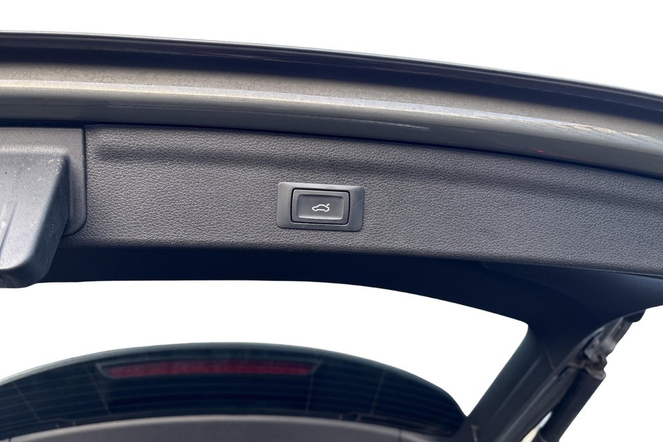 Audi Q3 45 TFSi e S-line plus S-tr. 5d