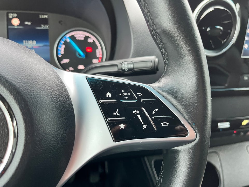 Mercedes eSprinter 420 113 A3 Kassevogn SELECT