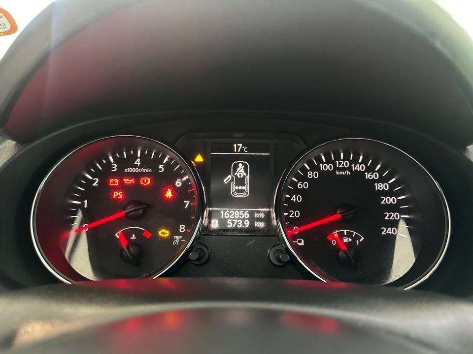 Nissan Qashqai 1,6 Tekna 5d