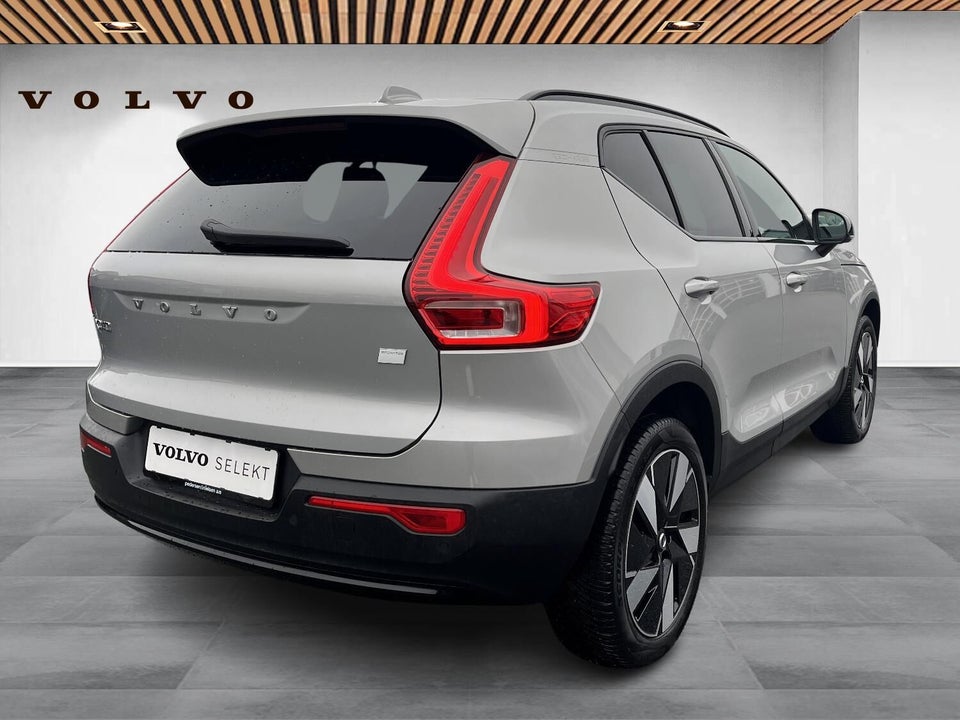 Volvo XC40 ReCharge Extended Range Plus 5d