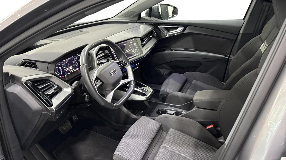 Audi Q4 e-tron 40 Attitude 5d