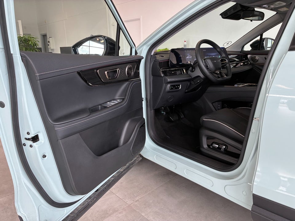 Omoda 5 EV Premium 5d