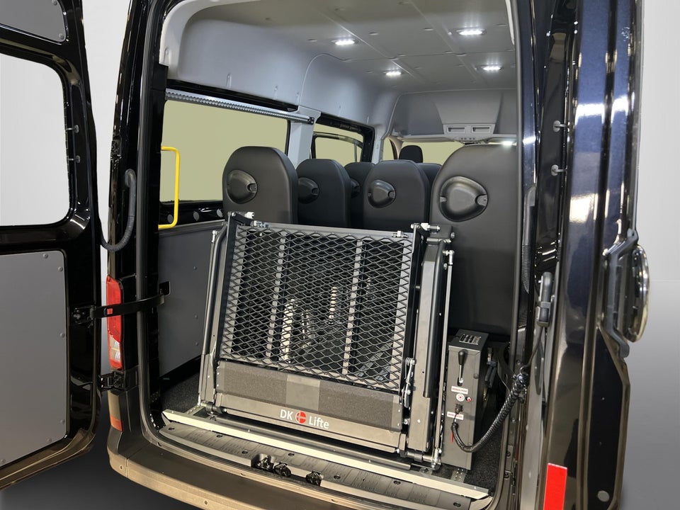 VW Crafter 35 2,0 TDi 177 Kombi L3H2 aut.