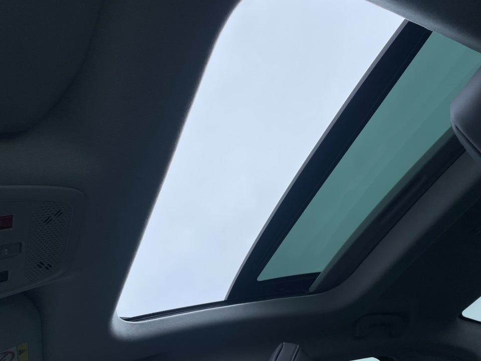 Citroën ë-C4 X 50 Palais Sky 4d