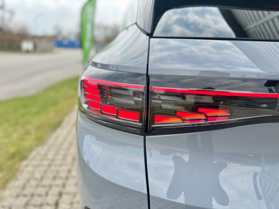 VW ID.4 77 Pro Performance 5d