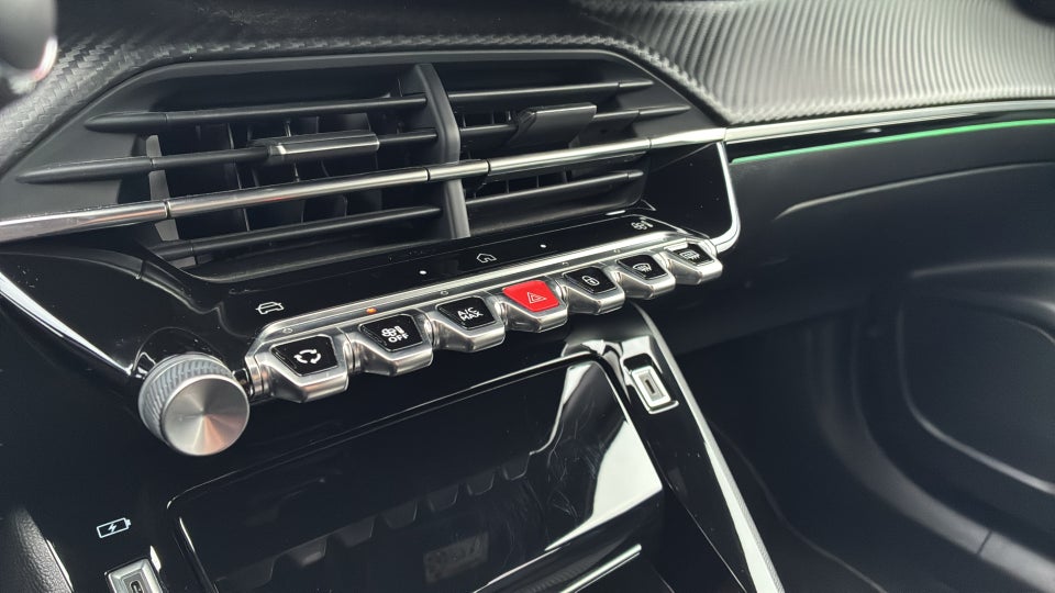 Peugeot e-2008 54 GT 5d